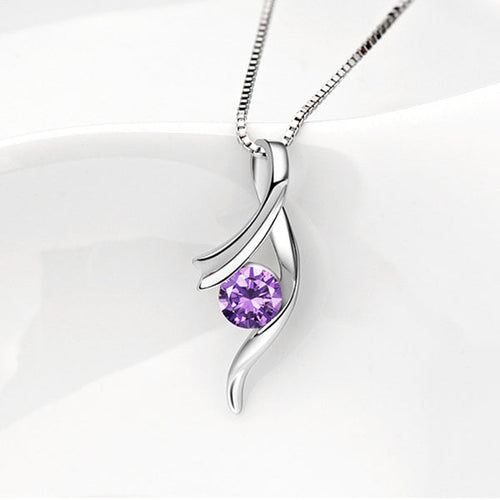 Curve Pendant Necklace